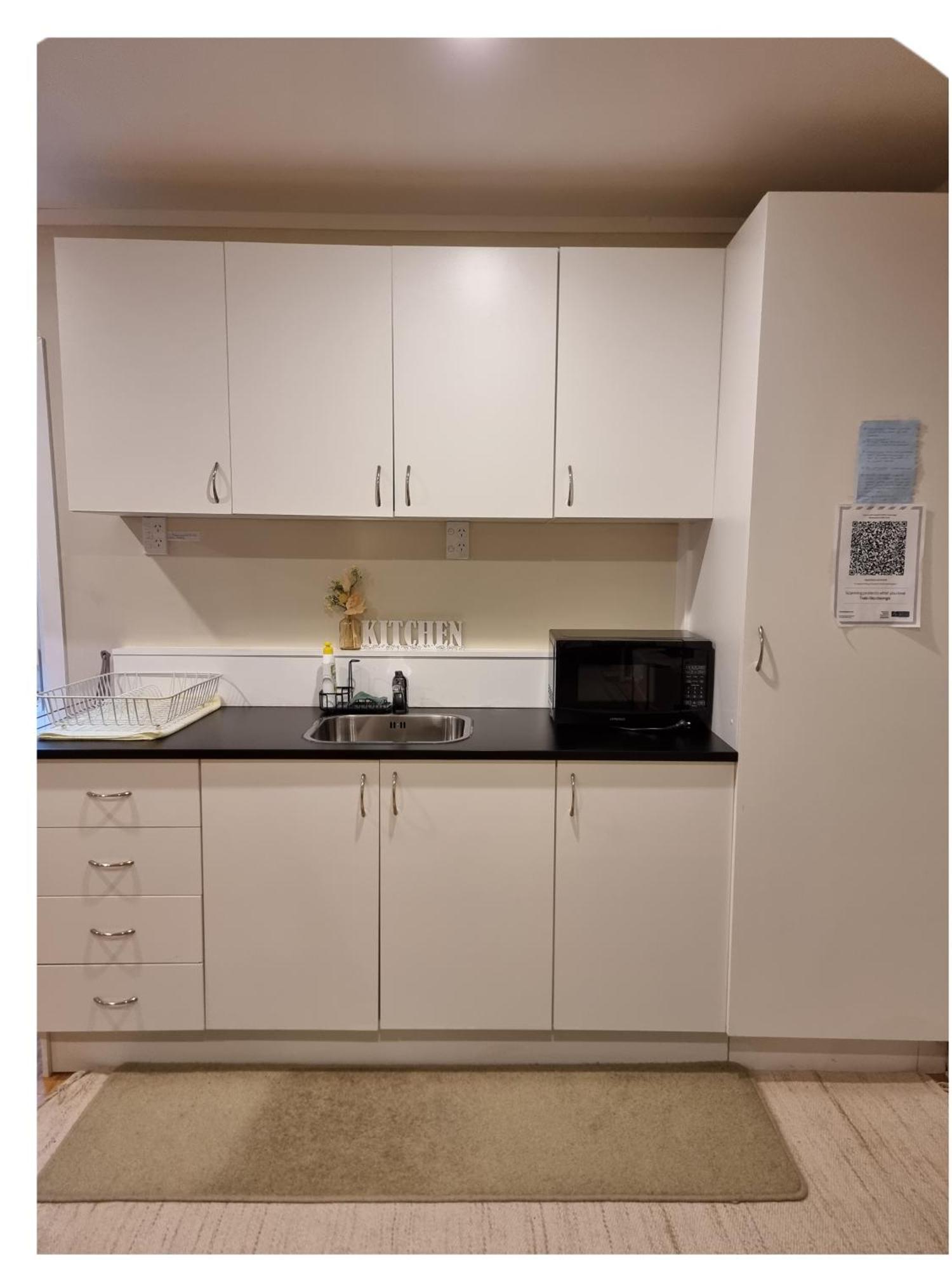 Entire Ground Floor With Full-Privacy And Family-Friendly Popular To Ferry Catchers Wellington Luaran gambar