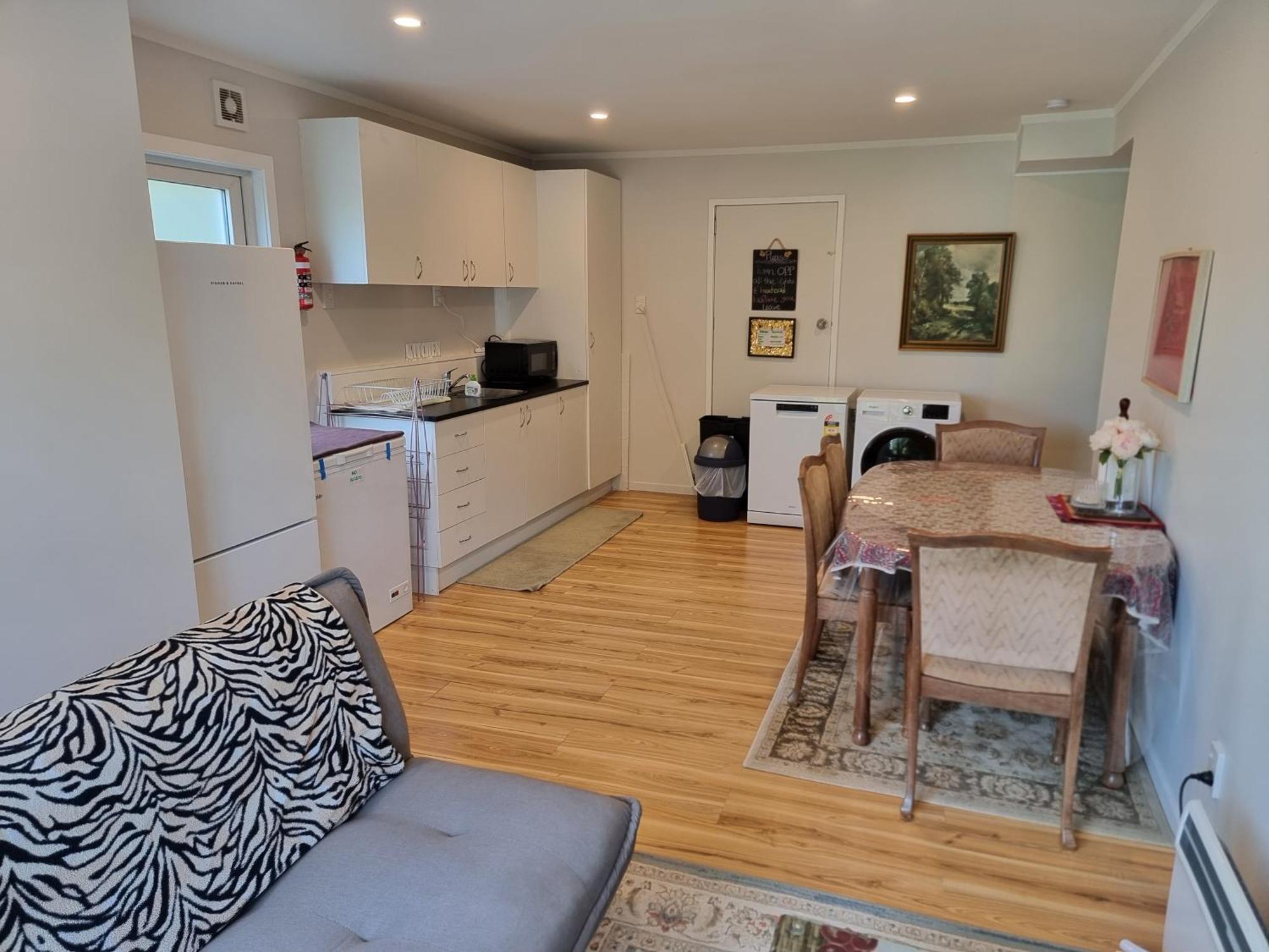 Entire Ground Floor With Full-Privacy And Family-Friendly Popular To Ferry Catchers Wellington Luaran gambar