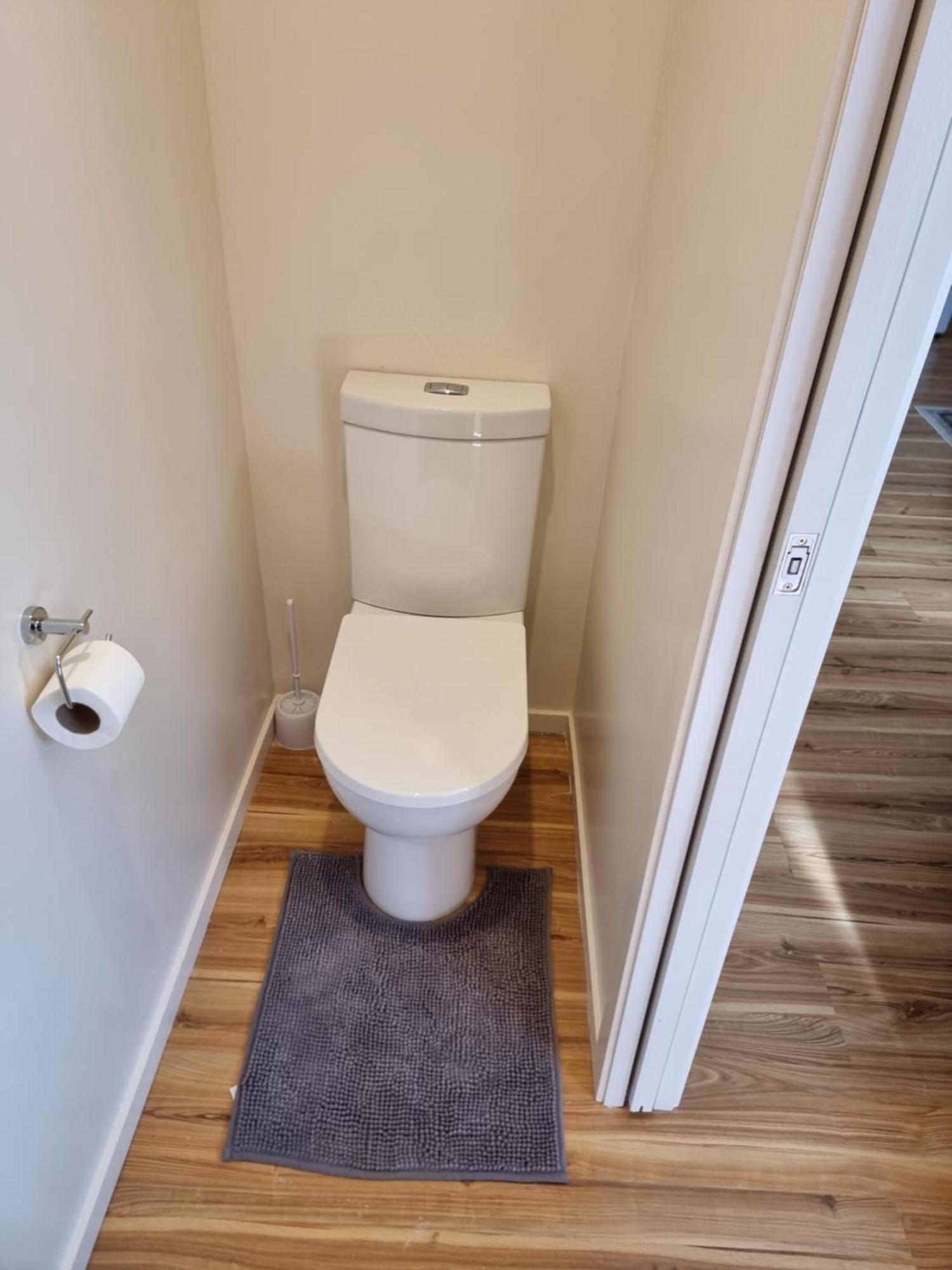 Entire Ground Floor With Full-Privacy And Family-Friendly Popular To Ferry Catchers Wellington Luaran gambar
